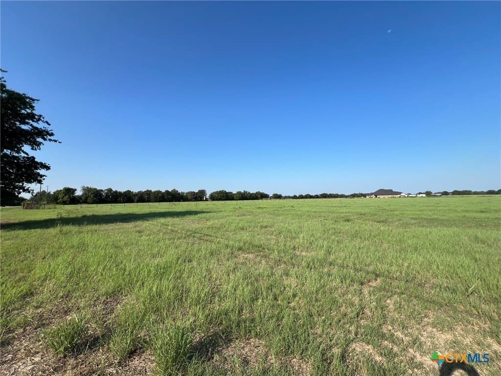 5.6 acres in Bell County - photo 4