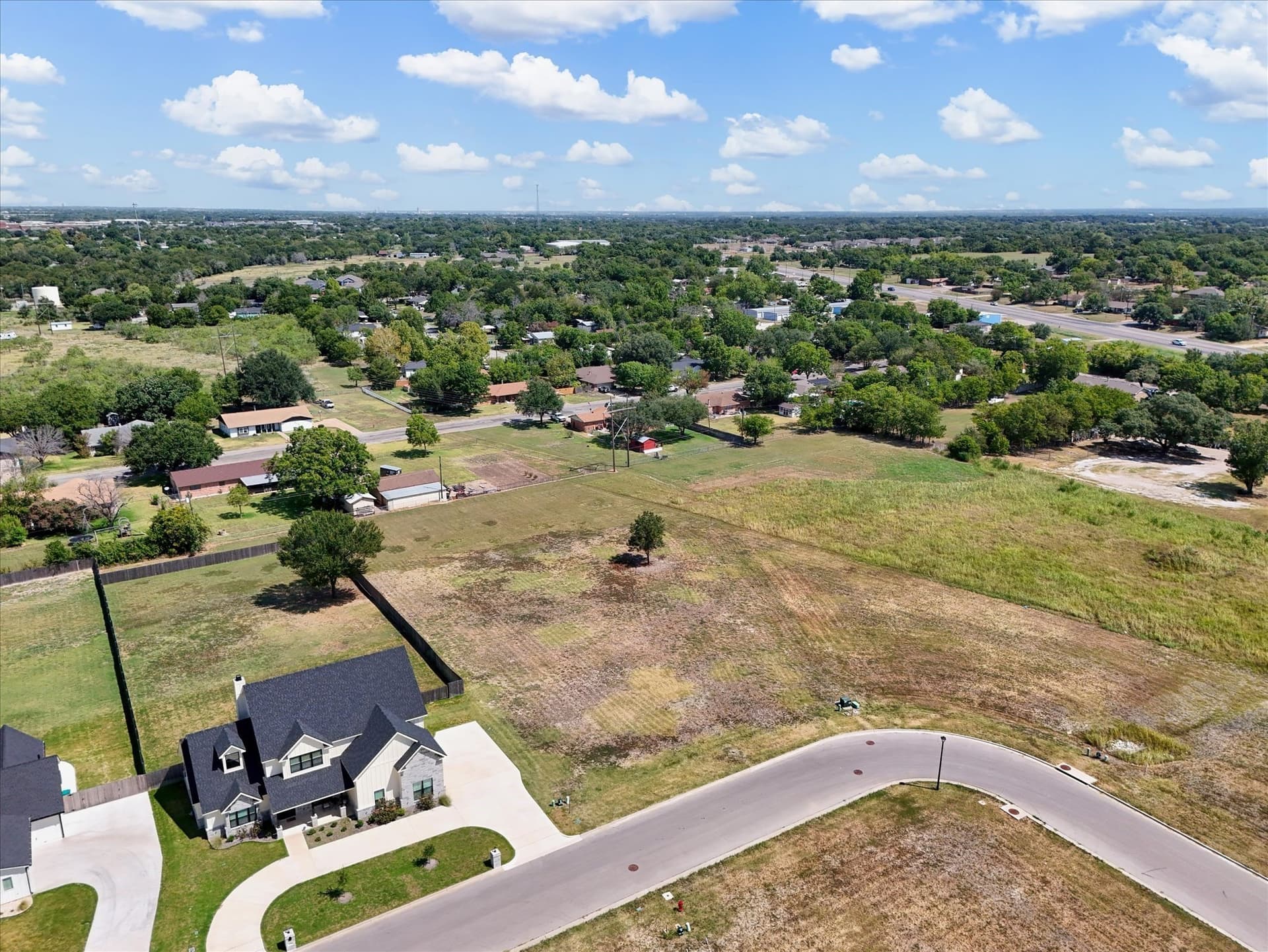 1.13 acres in McLennan County - photo 3