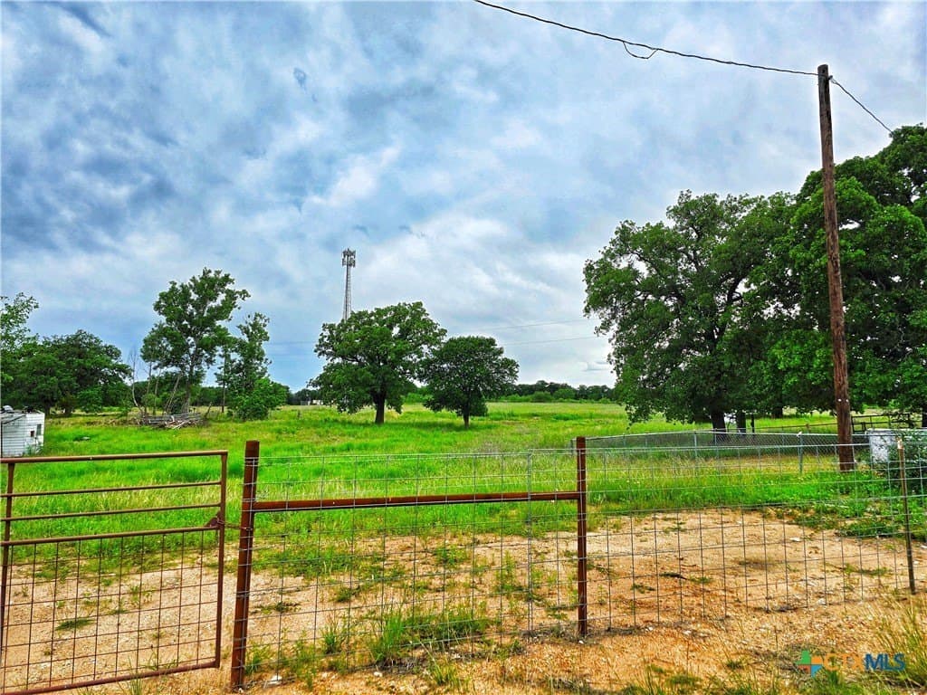 8.83 acres in Coryell County gallery image 3