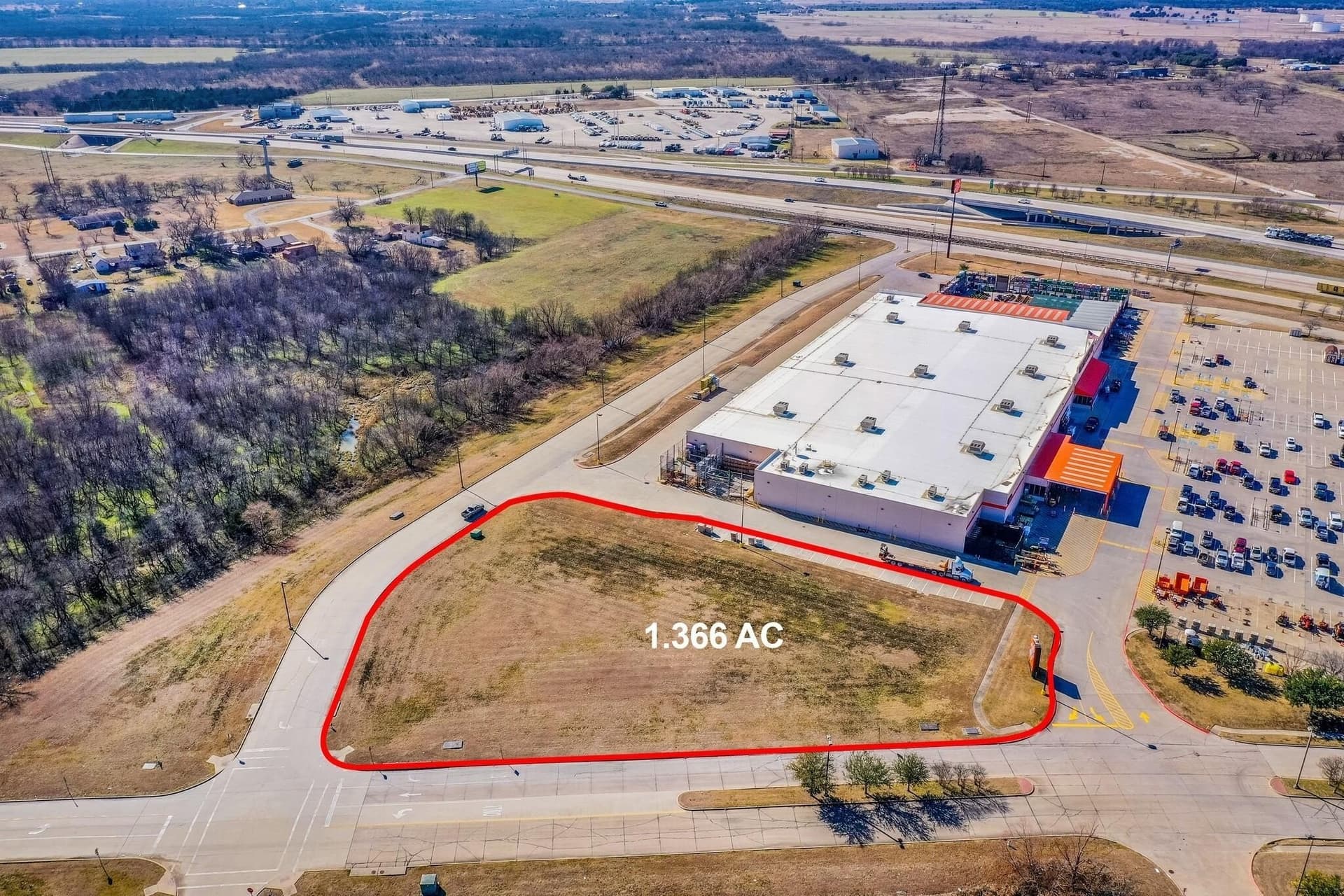 1.37 acres in Navarro County - photo 4