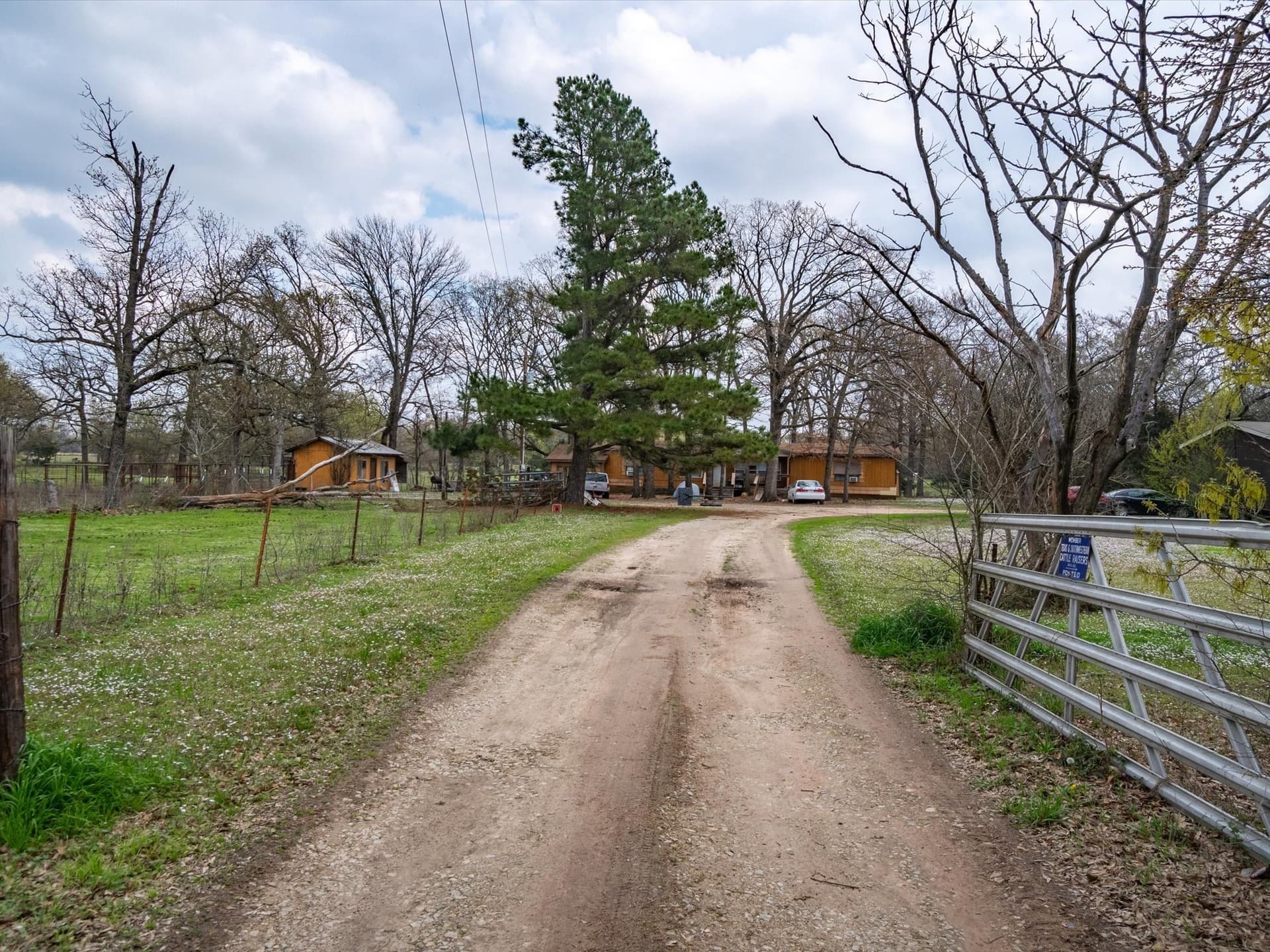 18.72 acres in Wood County - photo 20
