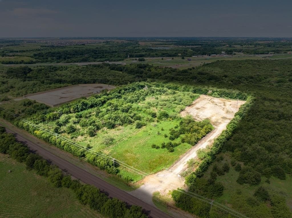 9 acres in Ellis County featured view