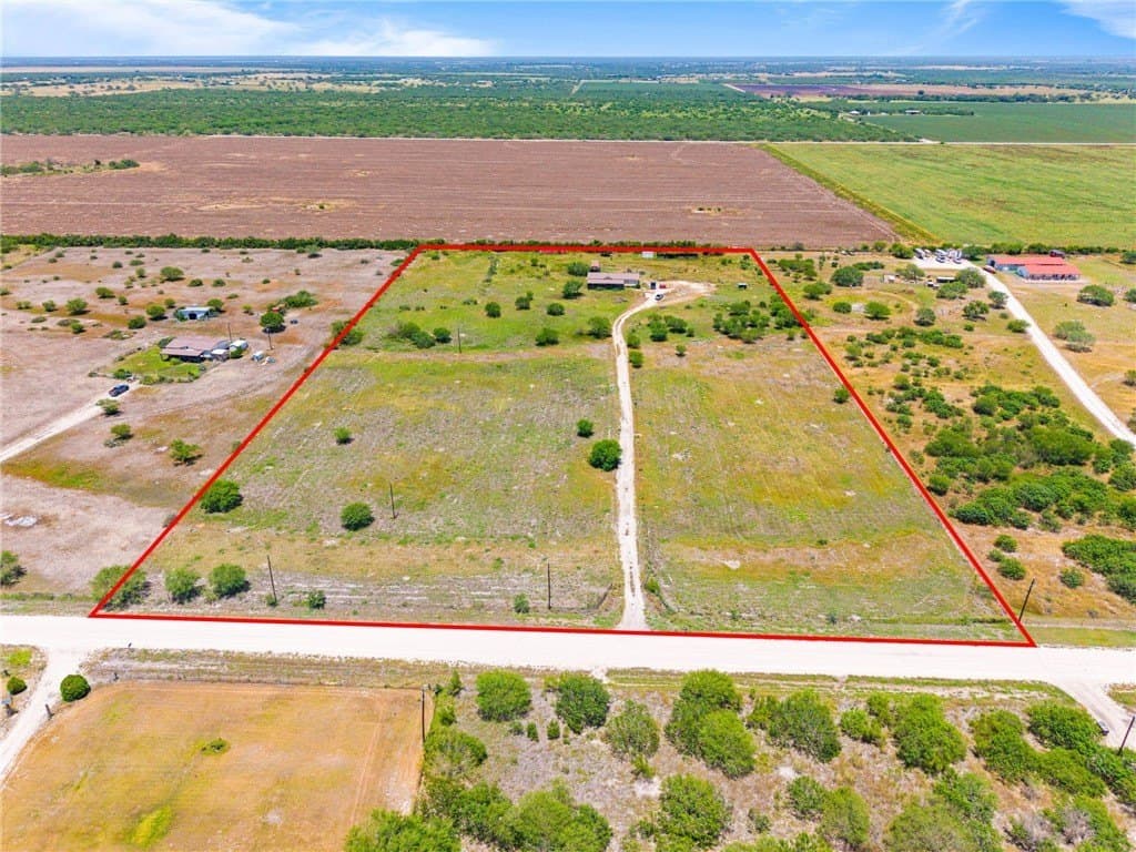 10.01 acres in Jim Wells County gallery image 2