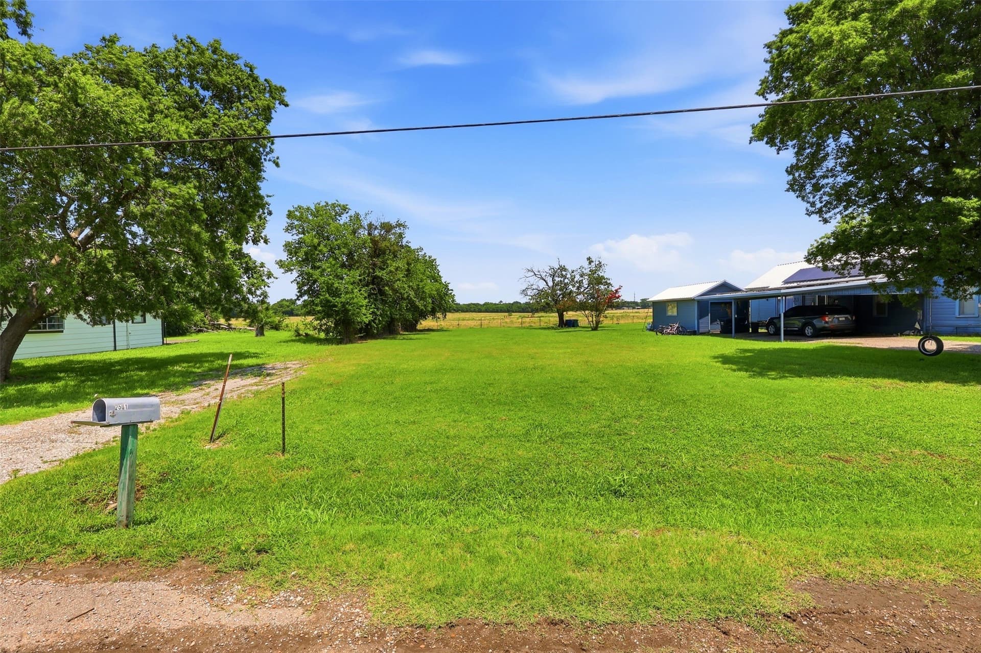 0.33 acres in Hunt County gallery image 3