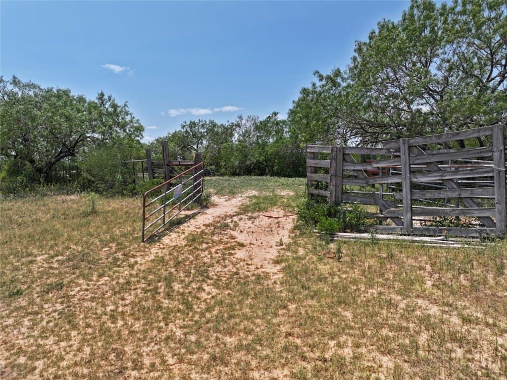 1,212 acres in Jim Wells County - photo 20