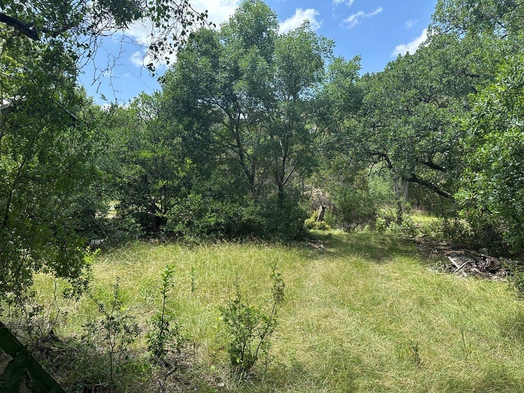 31.77 acres in Bandera County - photo 20