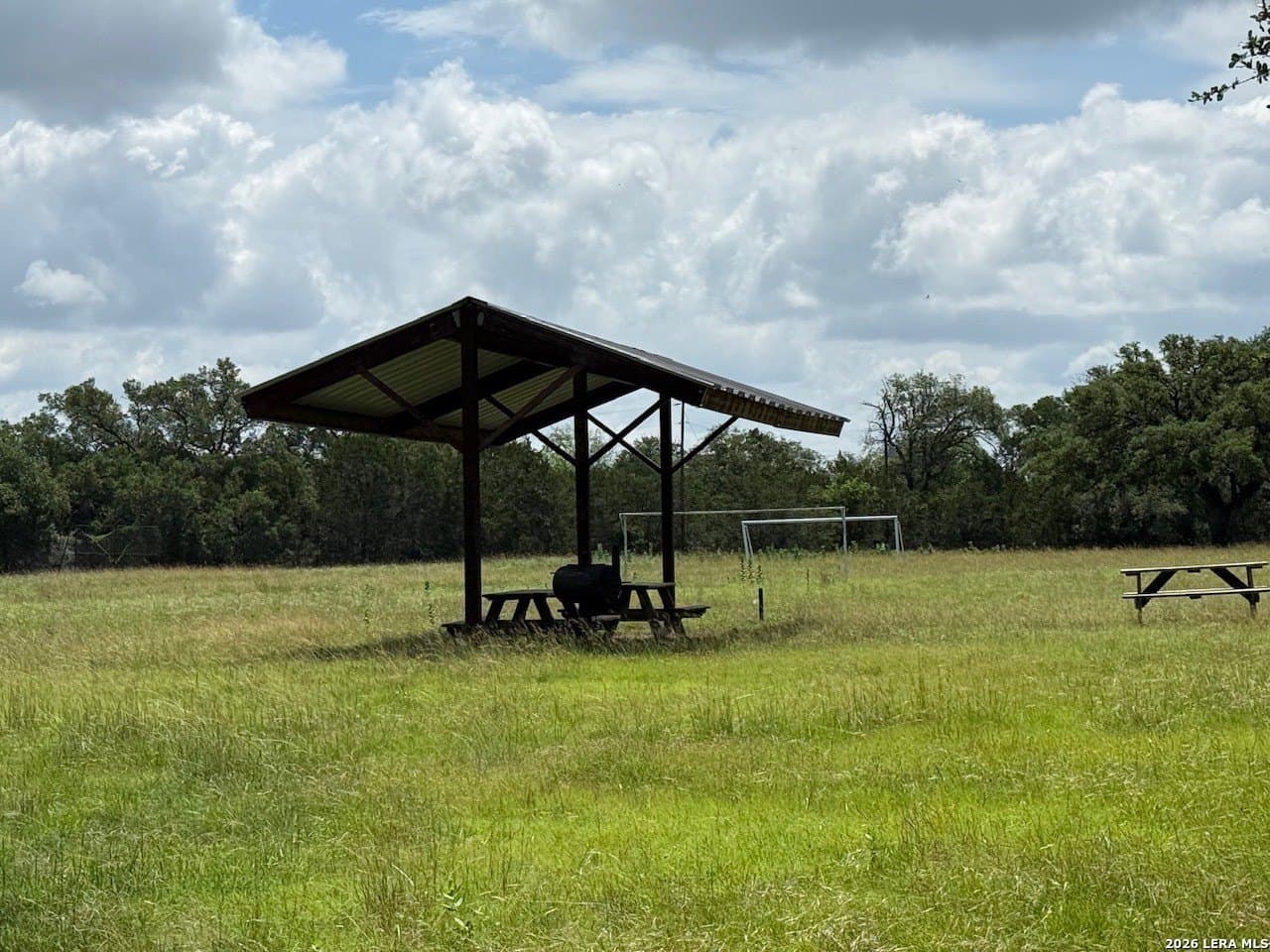 0.3 acres in Comal County gallery image 3