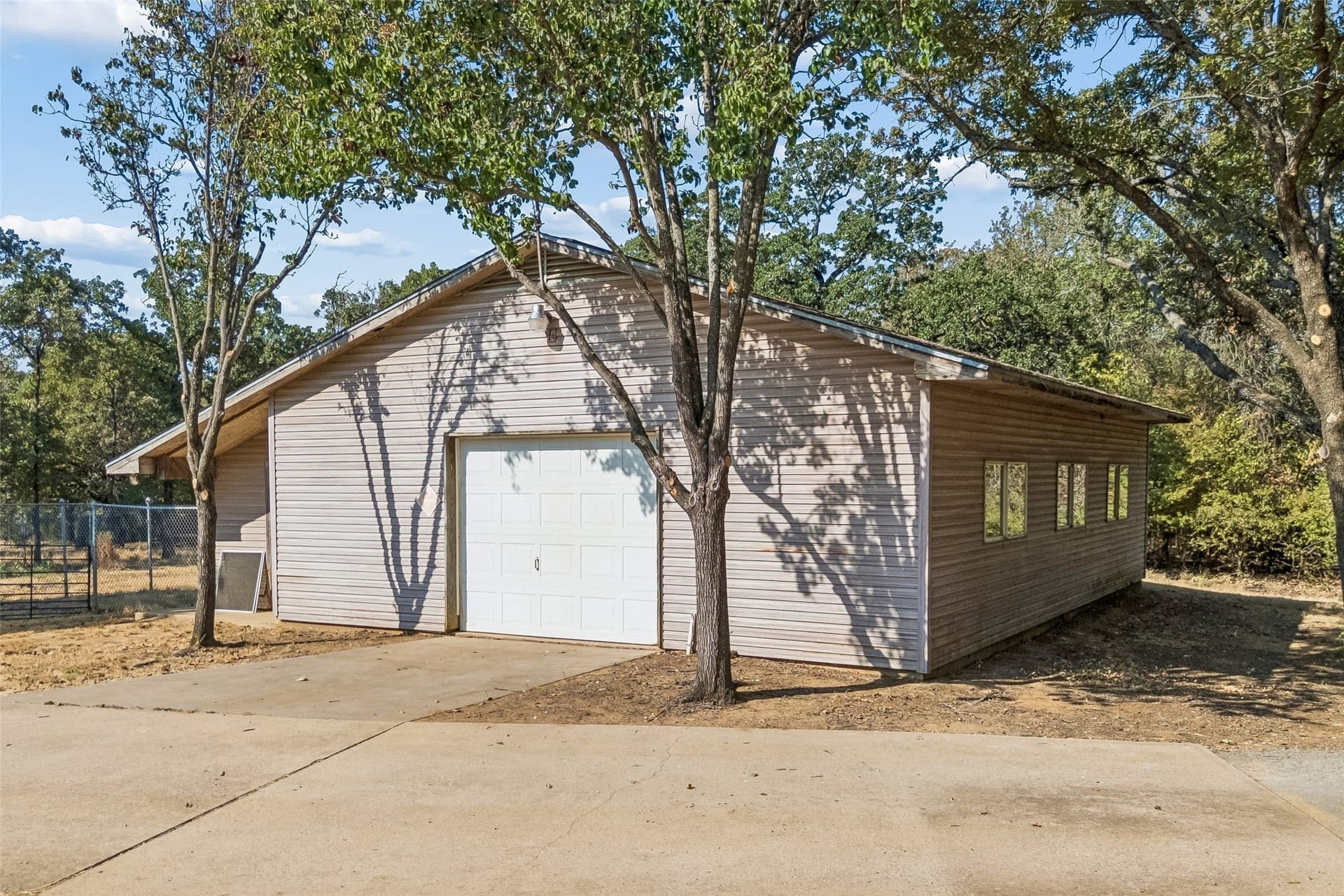 22.69 acres in Denton County - photo 6