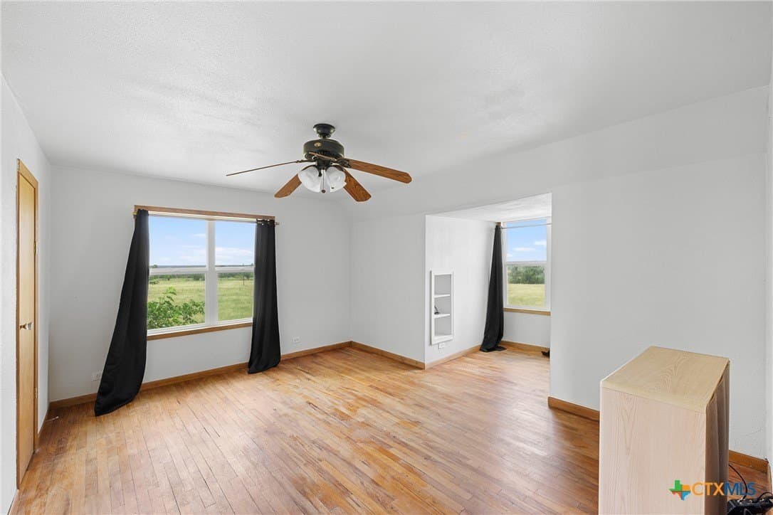 19 acres in Bastrop County gallery image 3