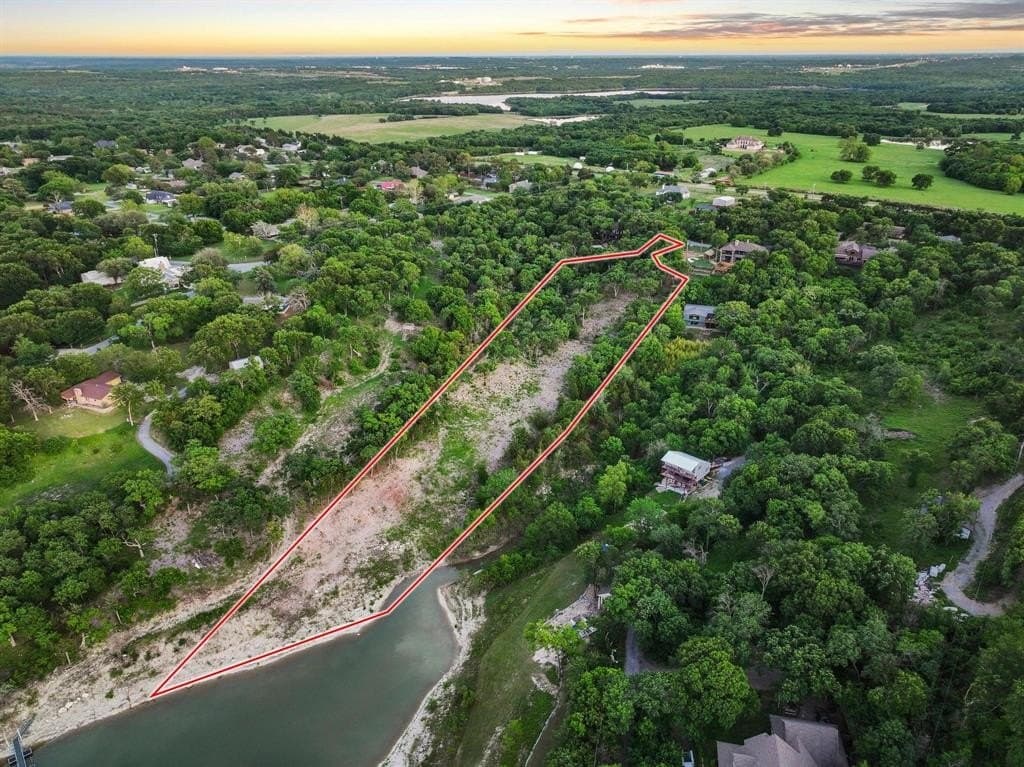 3.63 acres in Grayson County gallery image 3