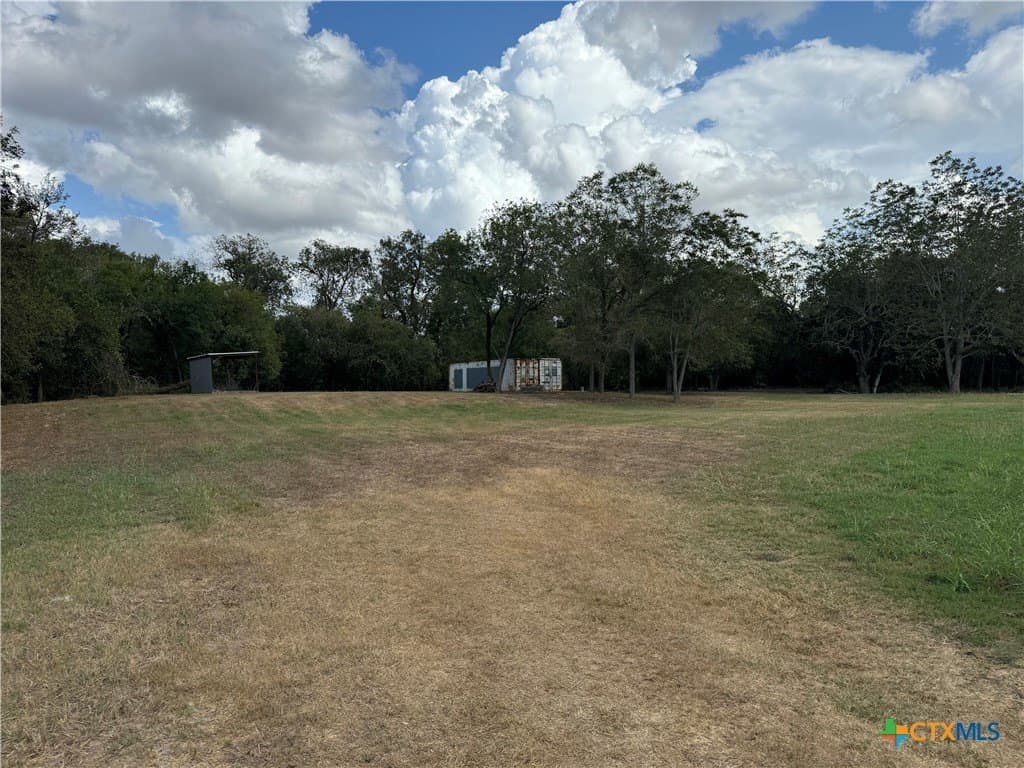 1.59 acres in Victoria County - photo 3