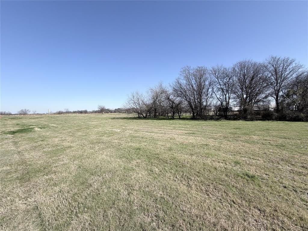 1 acres in Hill County gallery image 3
