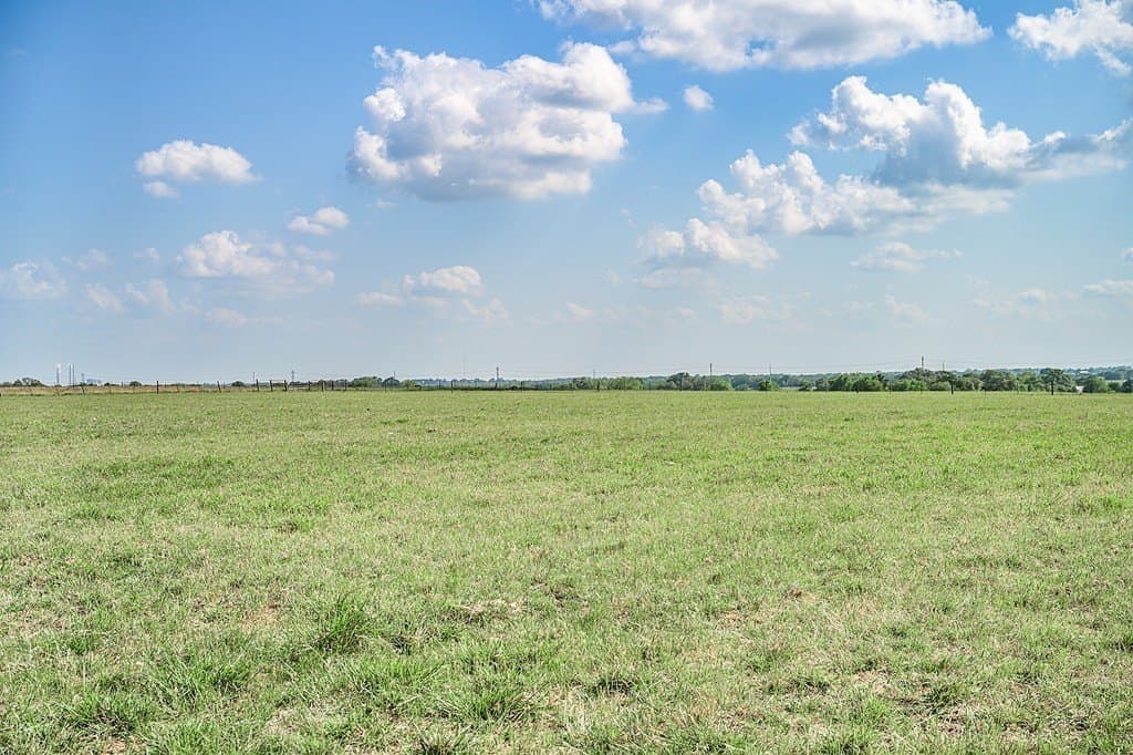 12.76 acres in Fayette County gallery image 4