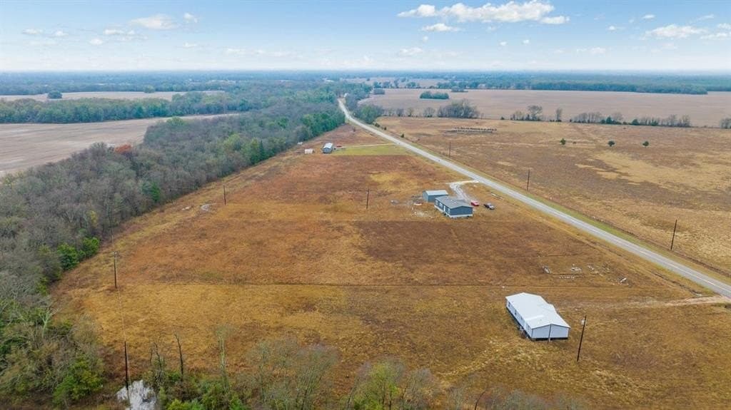 2.5 acres in Lamar County gallery image 4