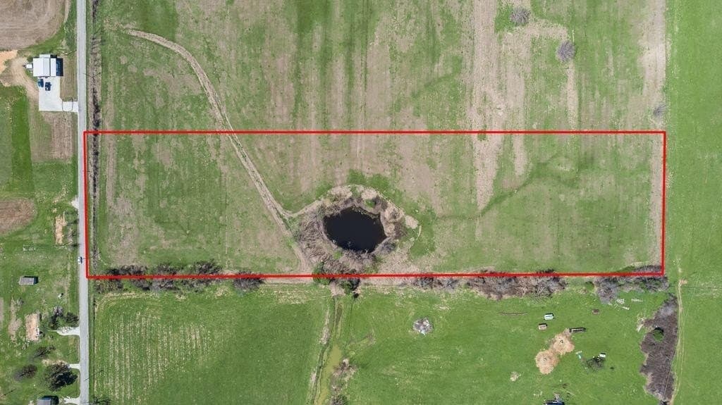 10 acres in Denton County gallery image 2