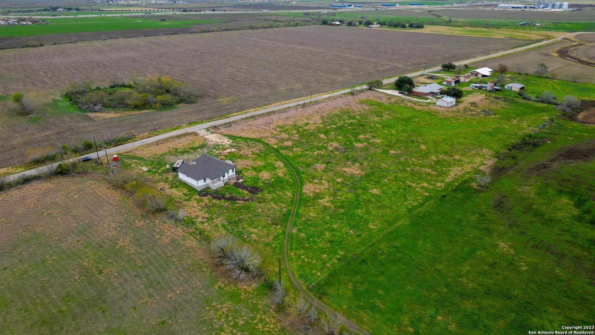 1.25 acres in Guadalupe County - photo 7