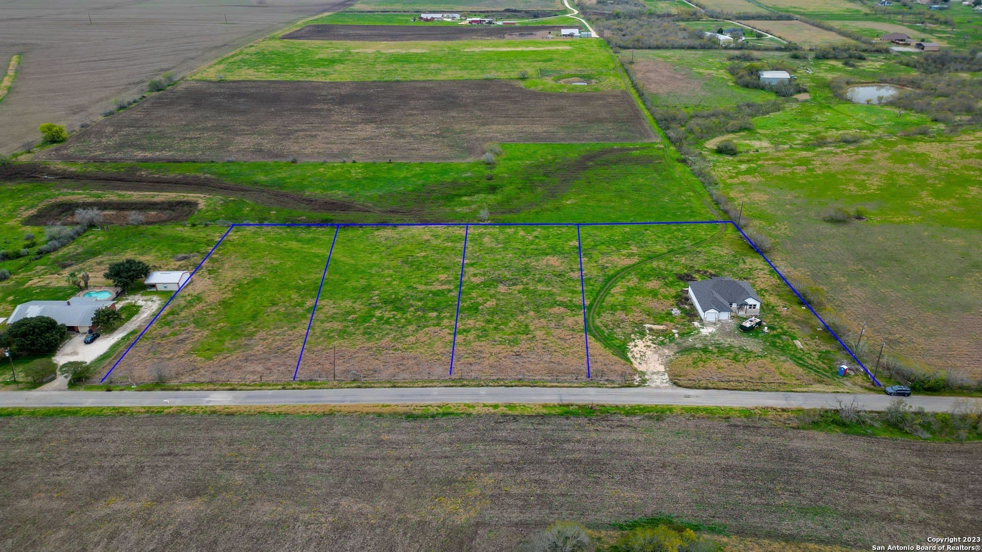 1.25 acres in Guadalupe County - photo 15