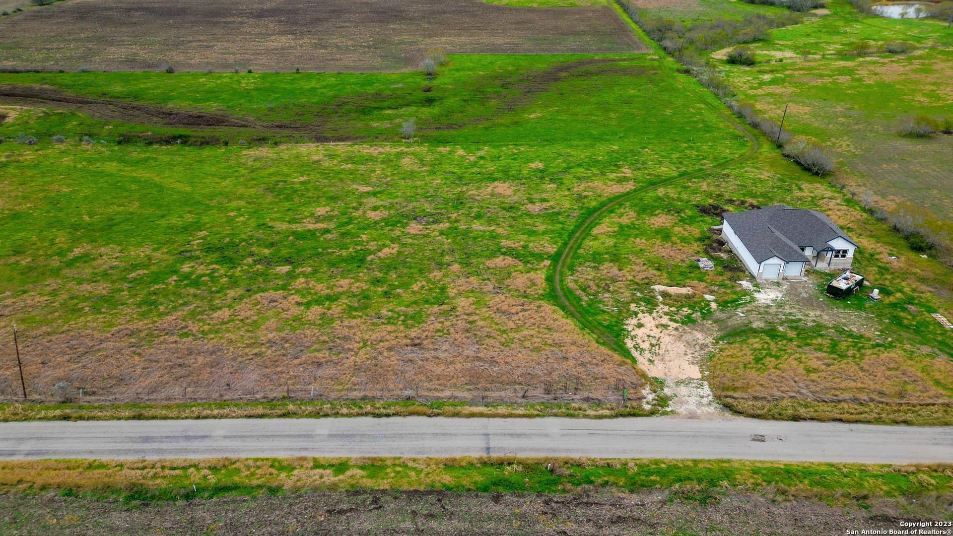 1.25 acres in Guadalupe County - photo 13