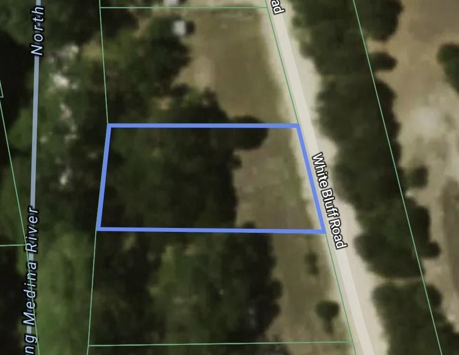 0.49 acres in Bandera County - photo 10