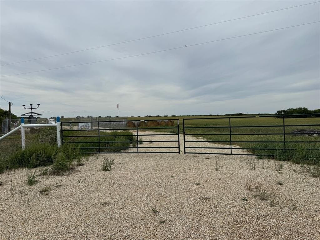 104 acres in Callahan County