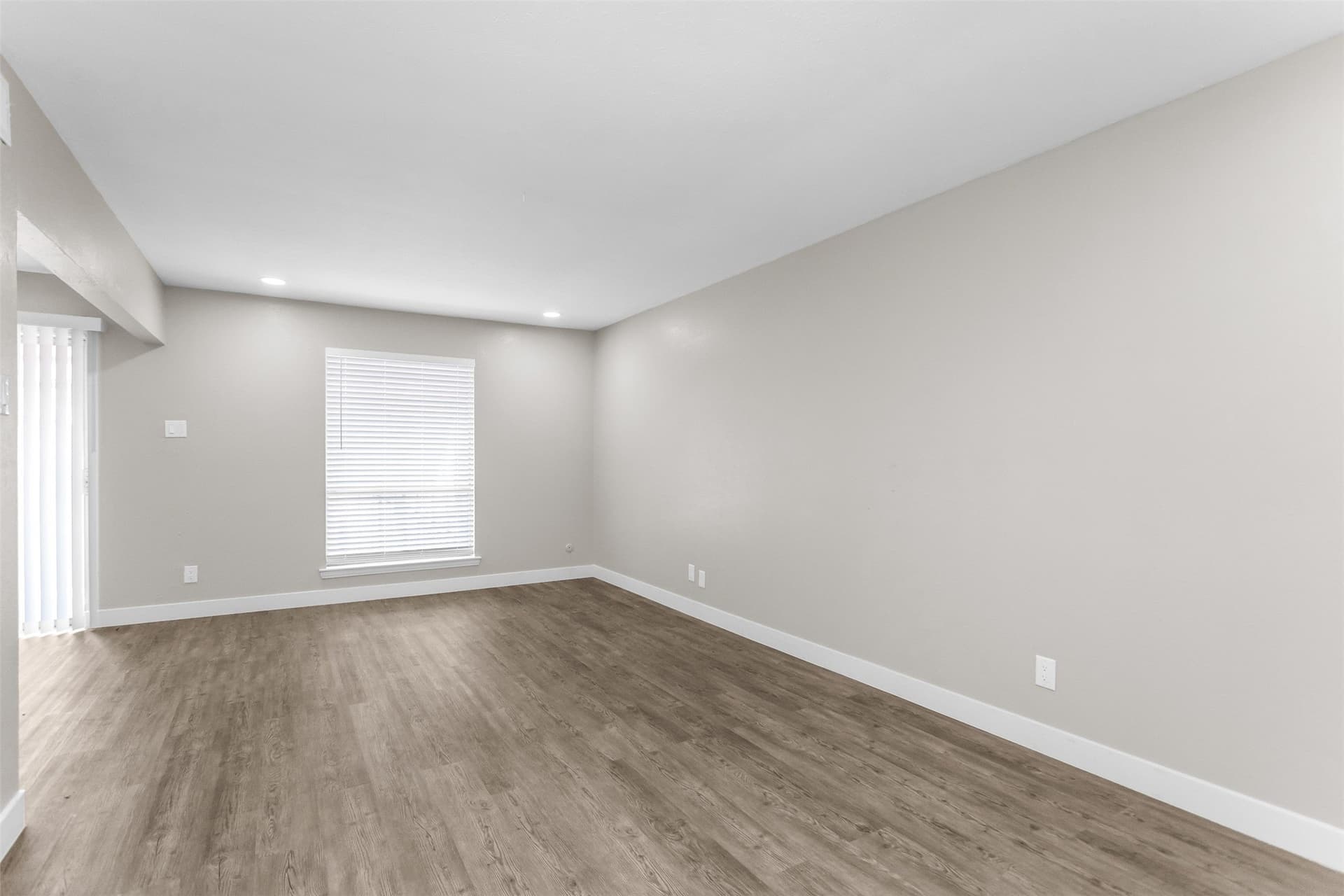 11.05 acres in Dallas County - photo 8