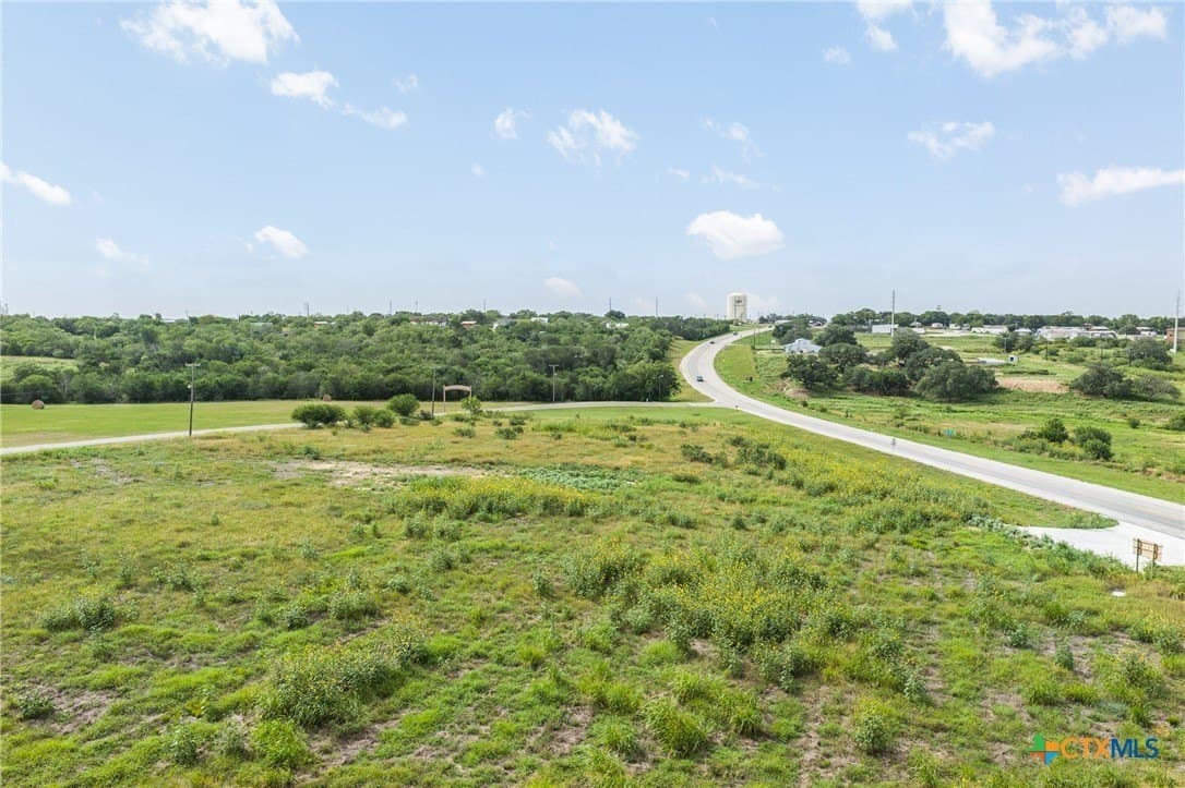 1.5 acres in Gonzales County - photo 15