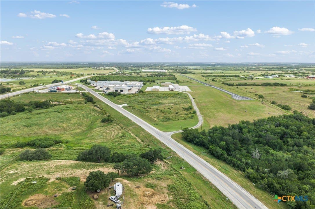 1.5 acres in Gonzales County - photo 28
