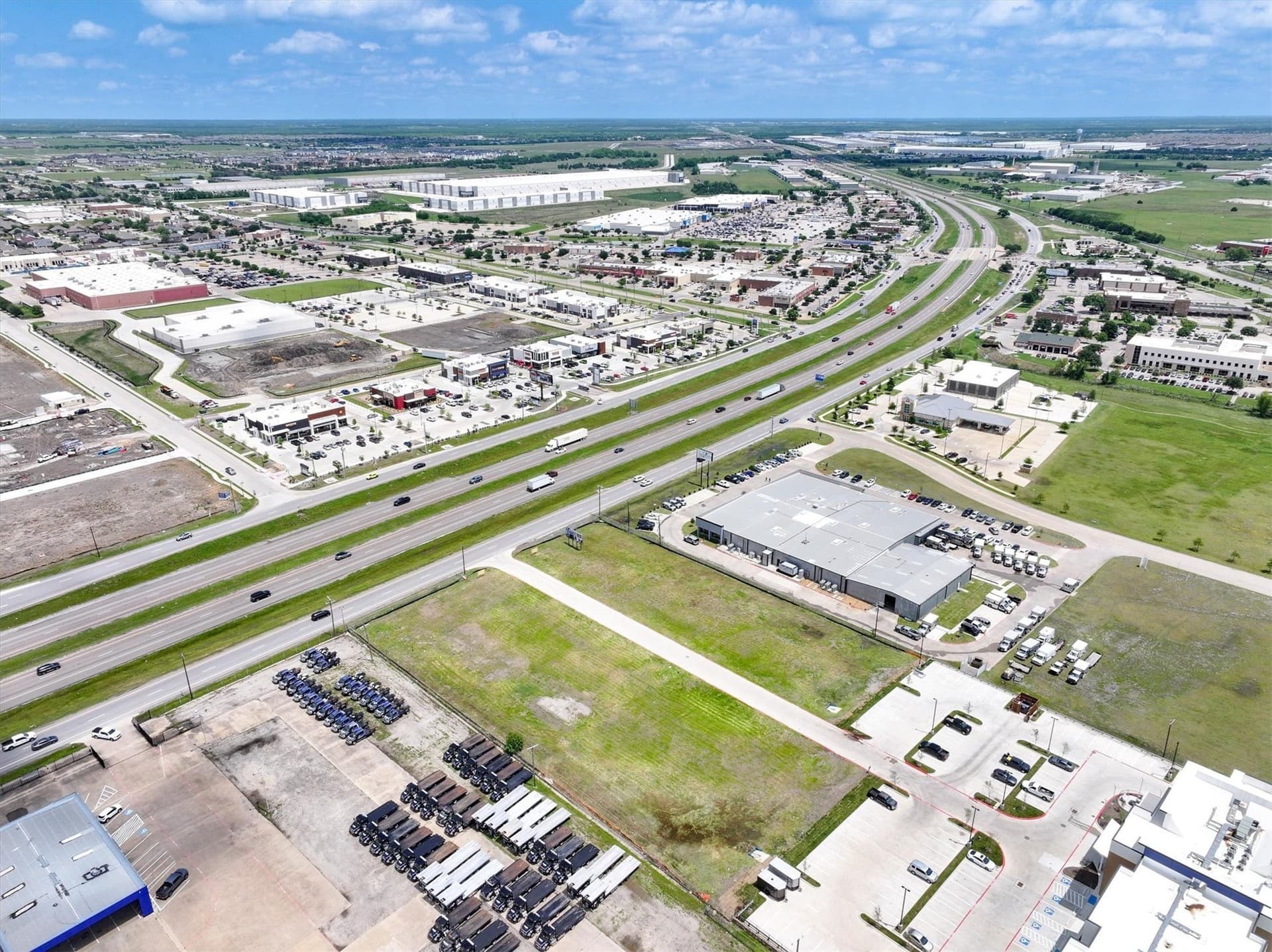1.61 acres in Kaufman County - photo 3