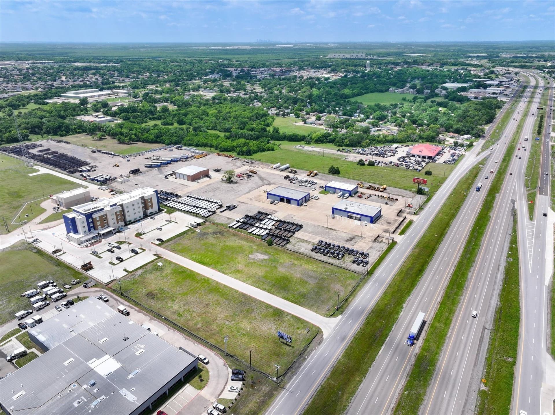 1.61 acres in Kaufman County - photo 9