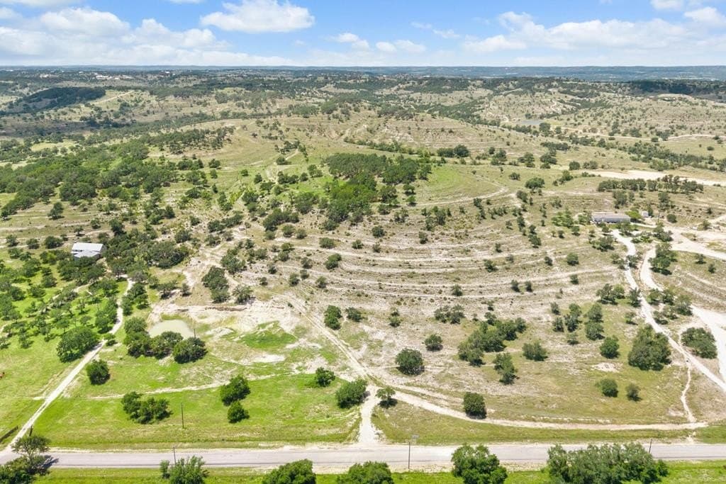18.87 acres in Blanco County