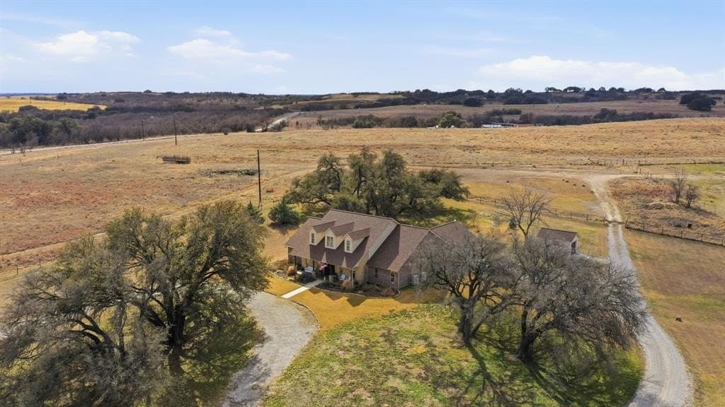 56.85 acres in Comanche County