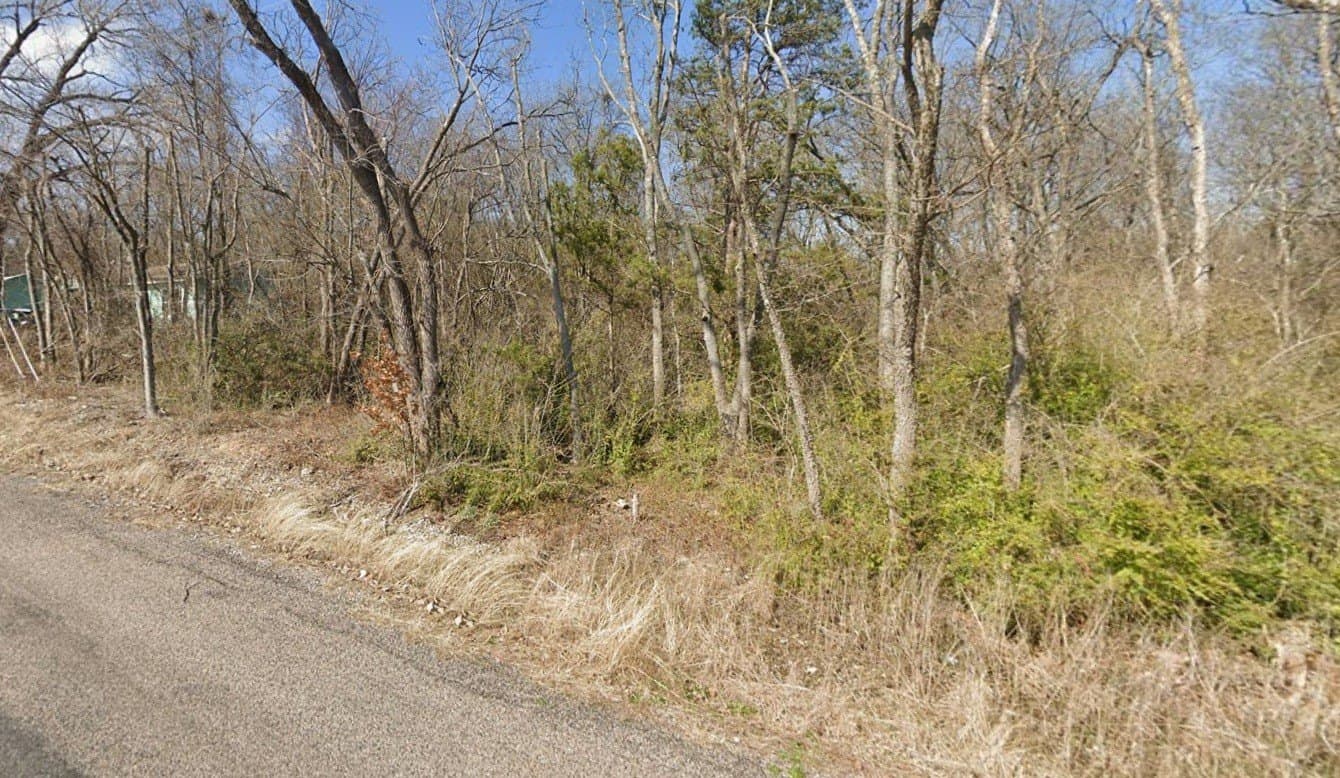 0.69 acres in Grayson County - photo 3