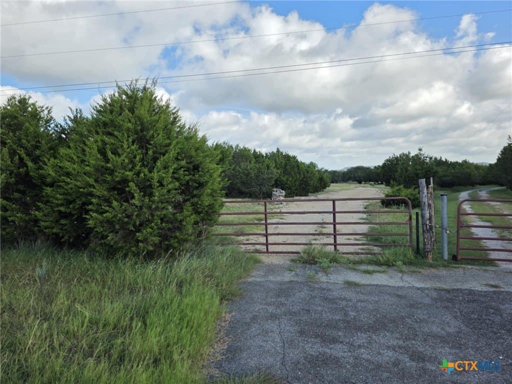 10 acres in Bell County gallery image 4