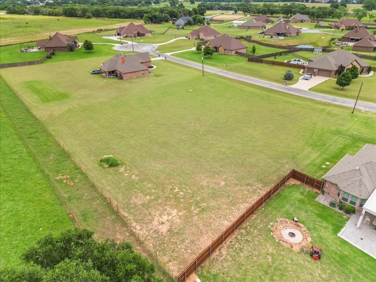 1 acres in Parker County - photo 9