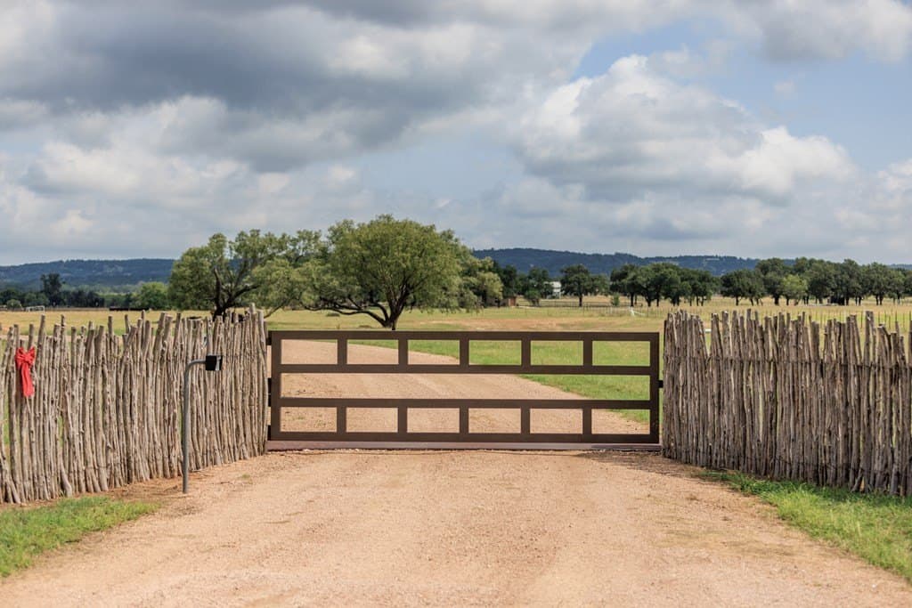 13.25 acres in Gillespie County gallery image 3