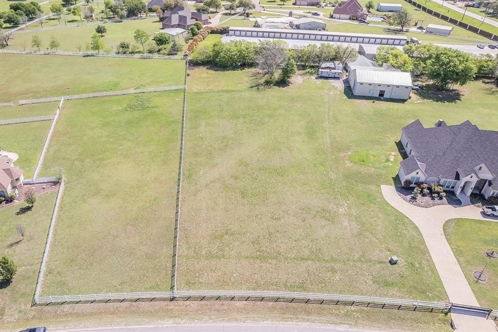 1.5 acres in Tarrant County gallery image 2