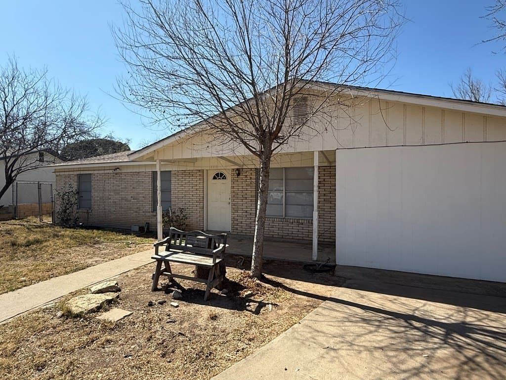 10,905 acres in Maverick County gallery image 2