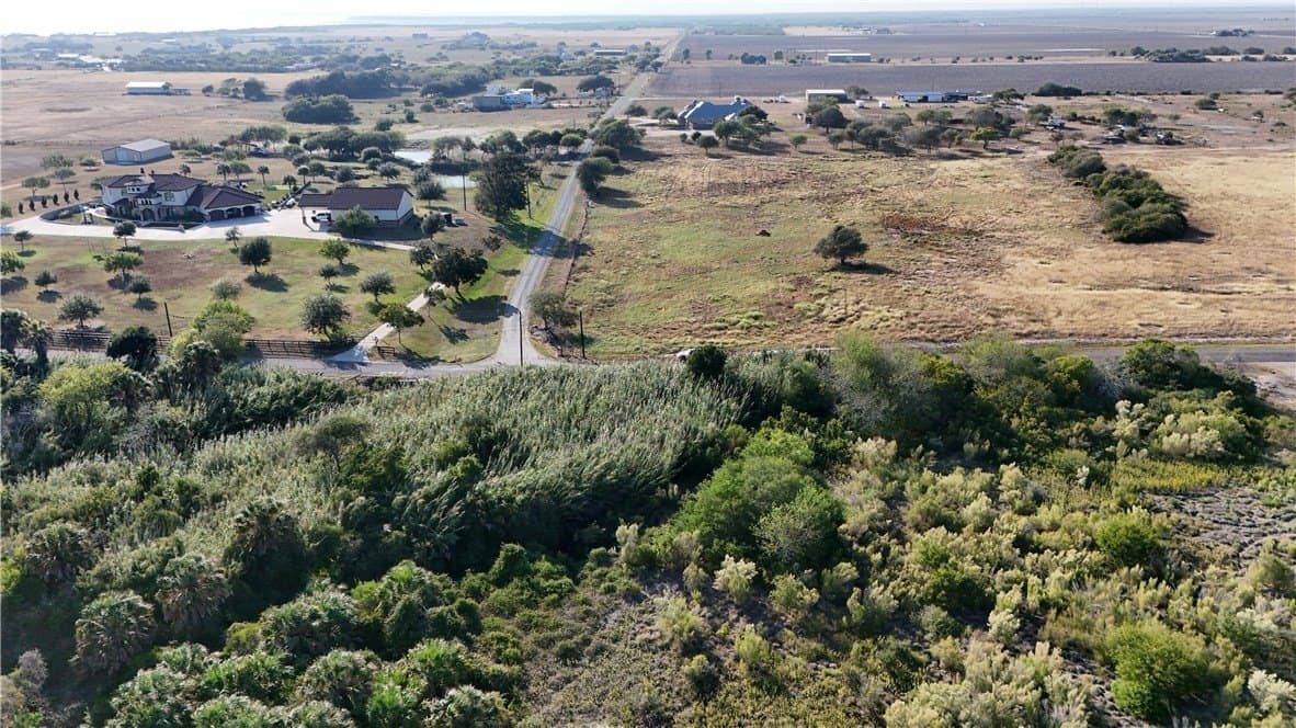 0.79 acres in San Patricio County - photo 3