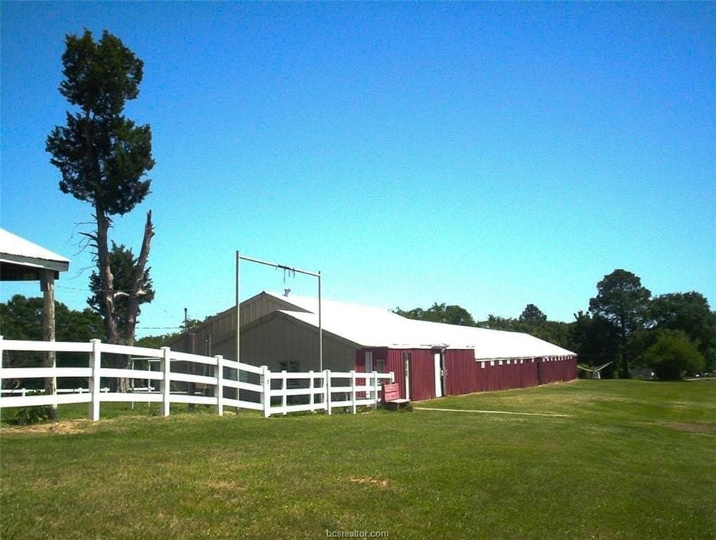 0.1 acres in Leon County - photo 5