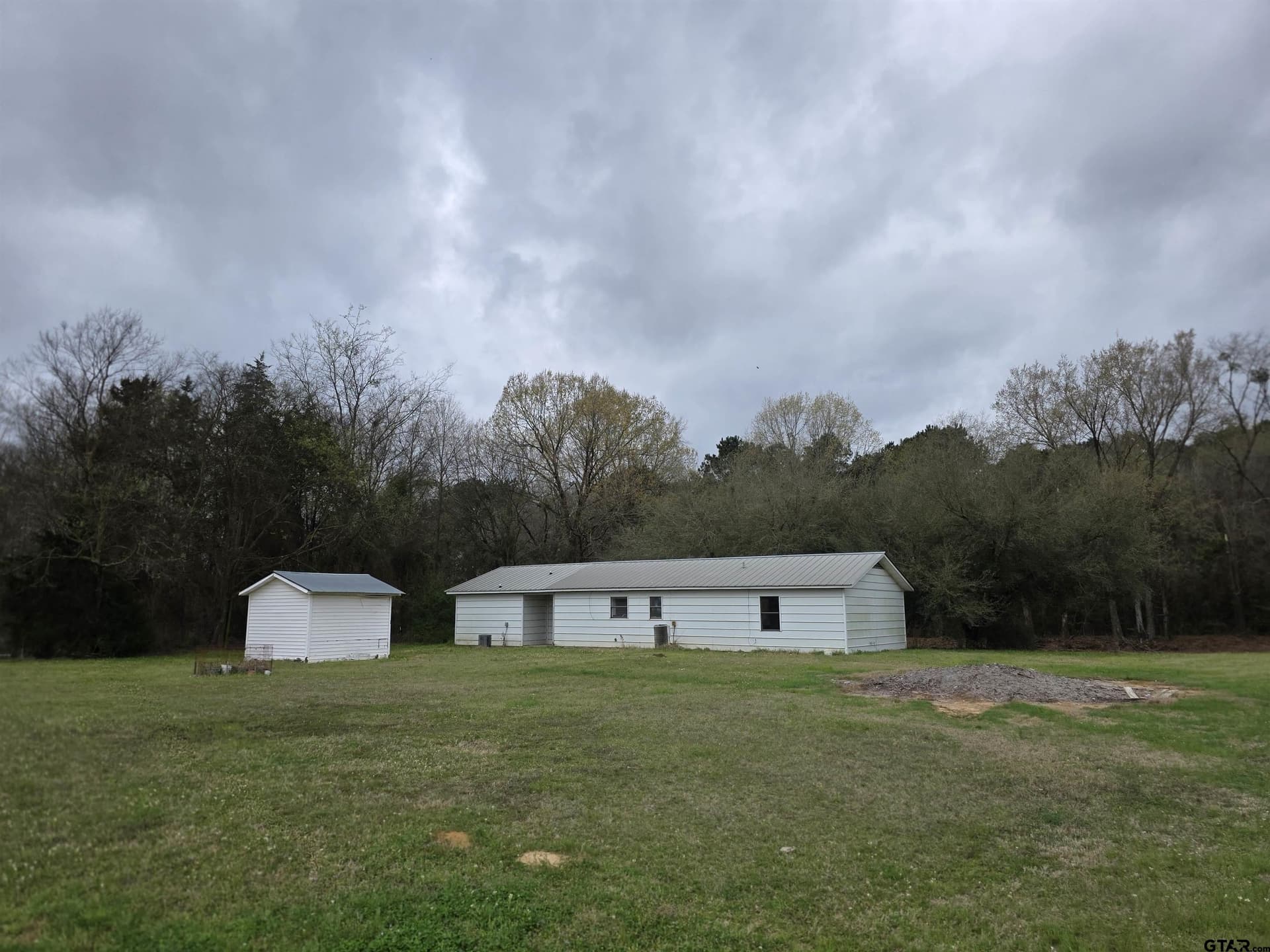 161.4 acres in Upshur County - photo 4