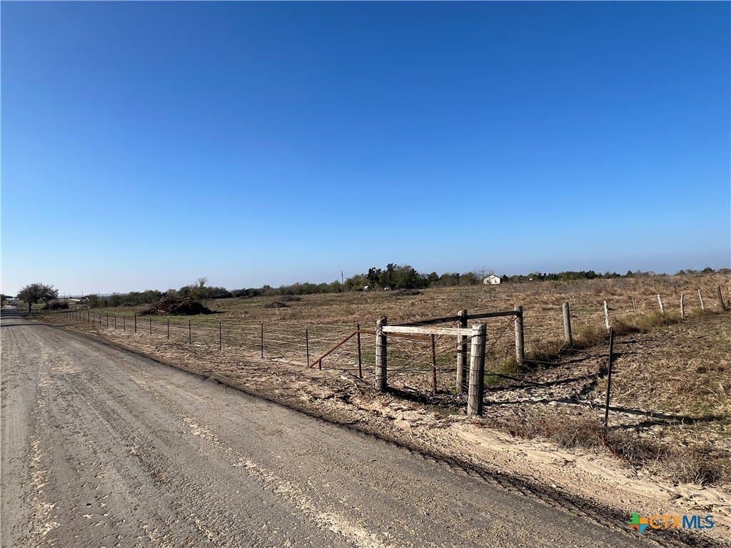 20 acres in Milam County gallery image 2