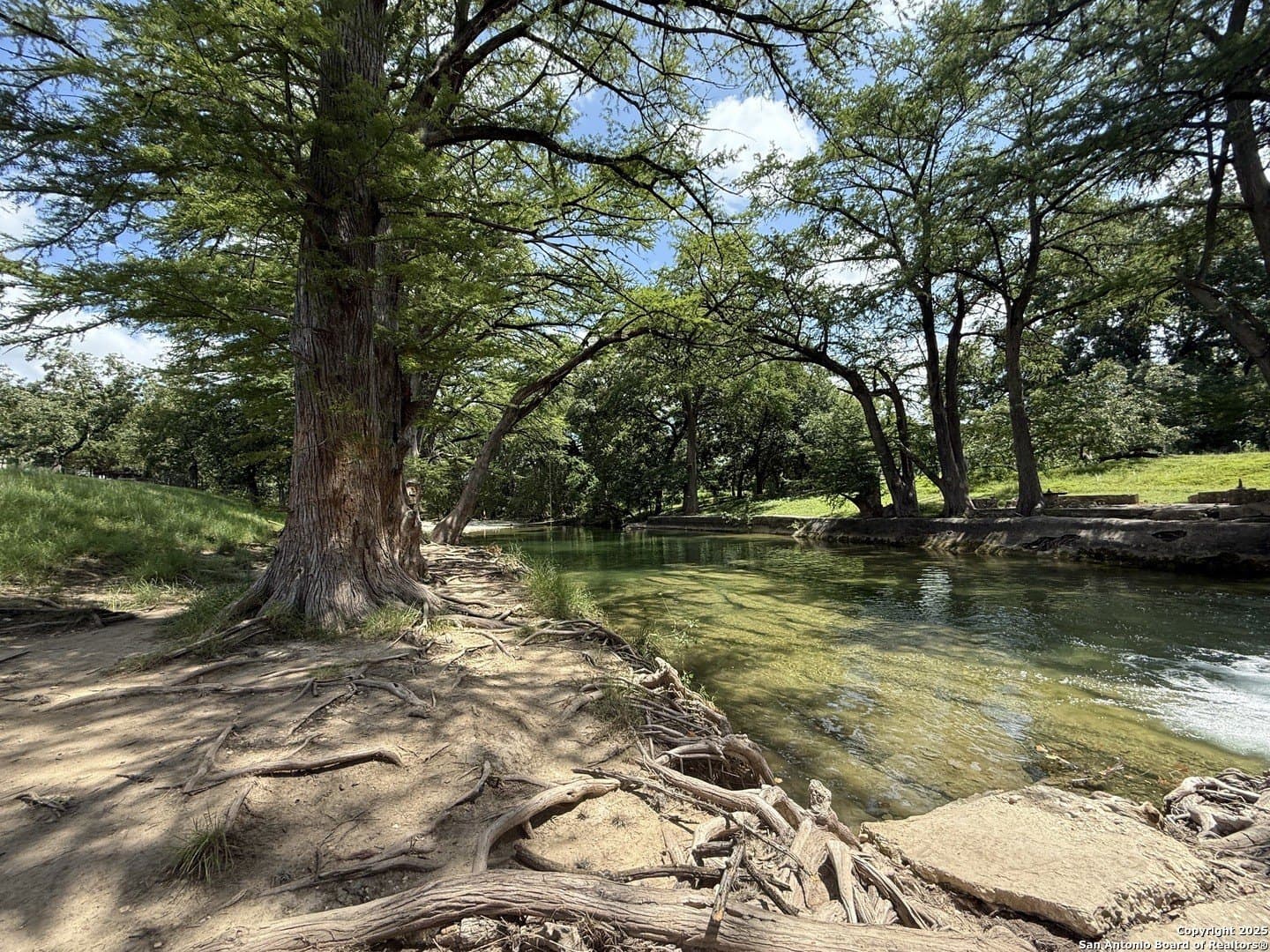 0.22 acres in Bandera County - photo 47