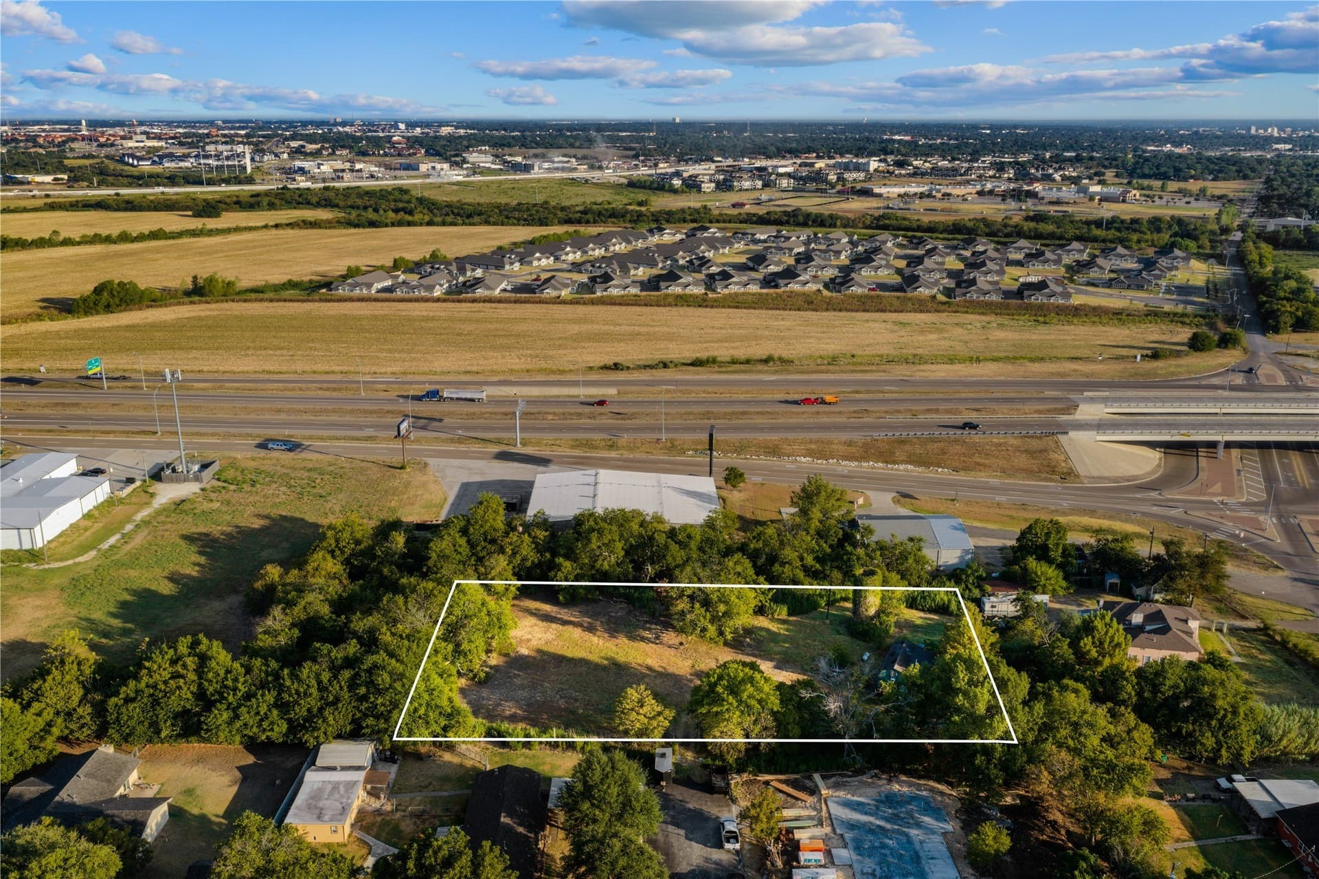 1.21 acres in McLennan County