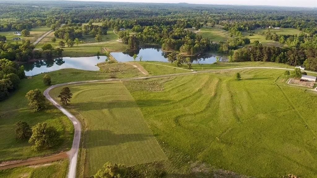 4.01 acres in Upshur County