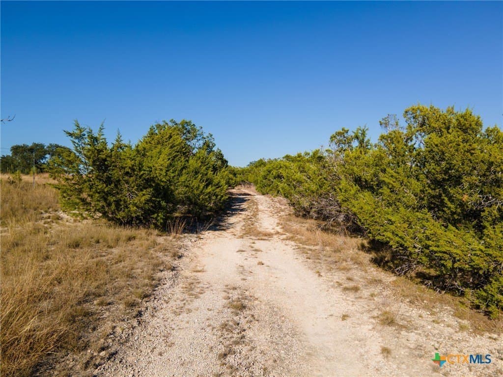 16.38 acres in Lampasas County - photo 10