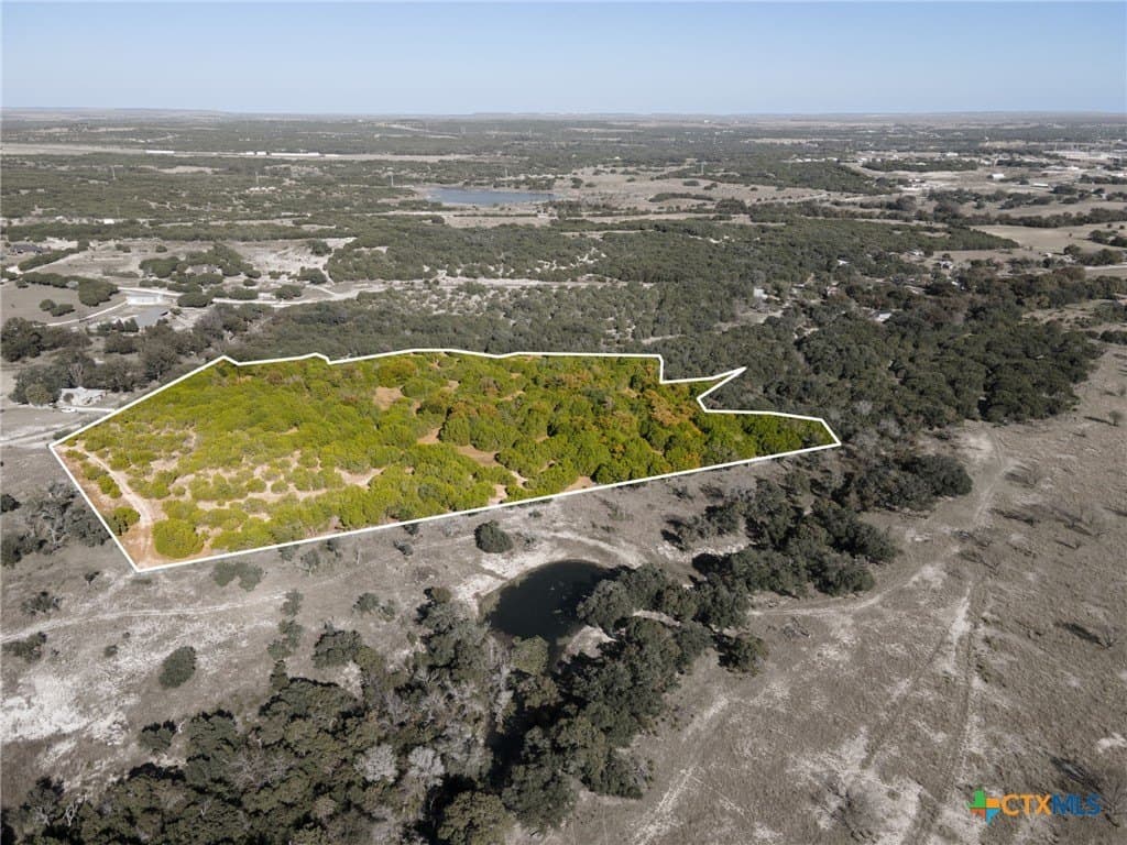 16.38 acres in Lampasas County - photo 9
