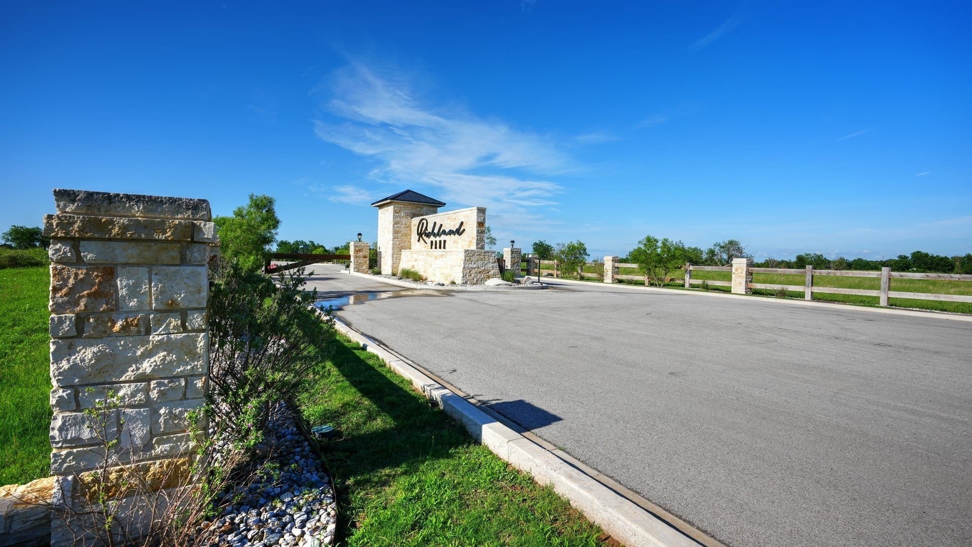 2.46 acres in Navarro County - photo 3