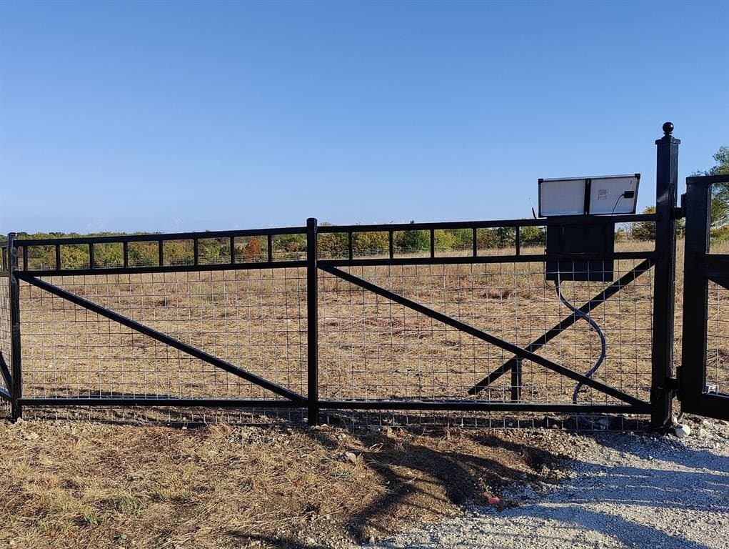 5 acres in Cooke County gallery image 4