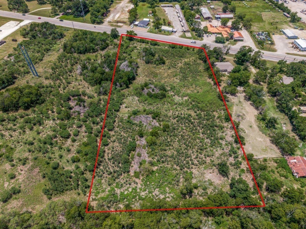 5 acres in Navarro County gallery image 4