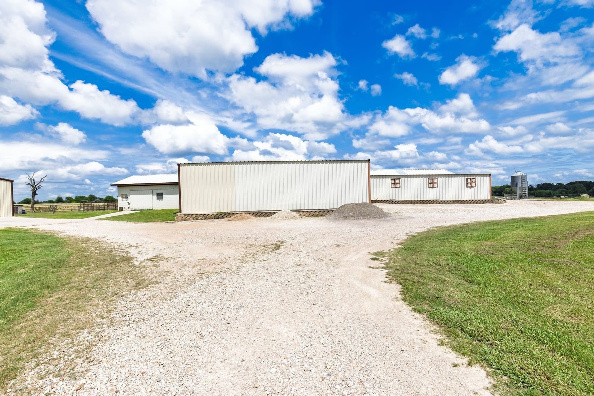 114.31 acres in Hopkins County - photo 37